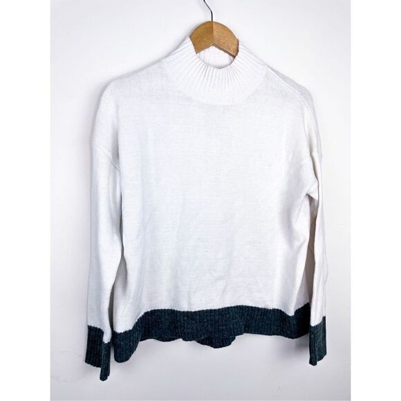 Between Me and You Cotton and Wool Blend  Ivory Dark Gray Knit Loose Fit Sweater - Picture 1 of 9